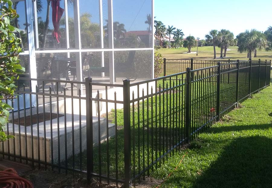 Discover the beauty and functionality of aluminum fences at Fence Dynamics of Ocala. Project 5